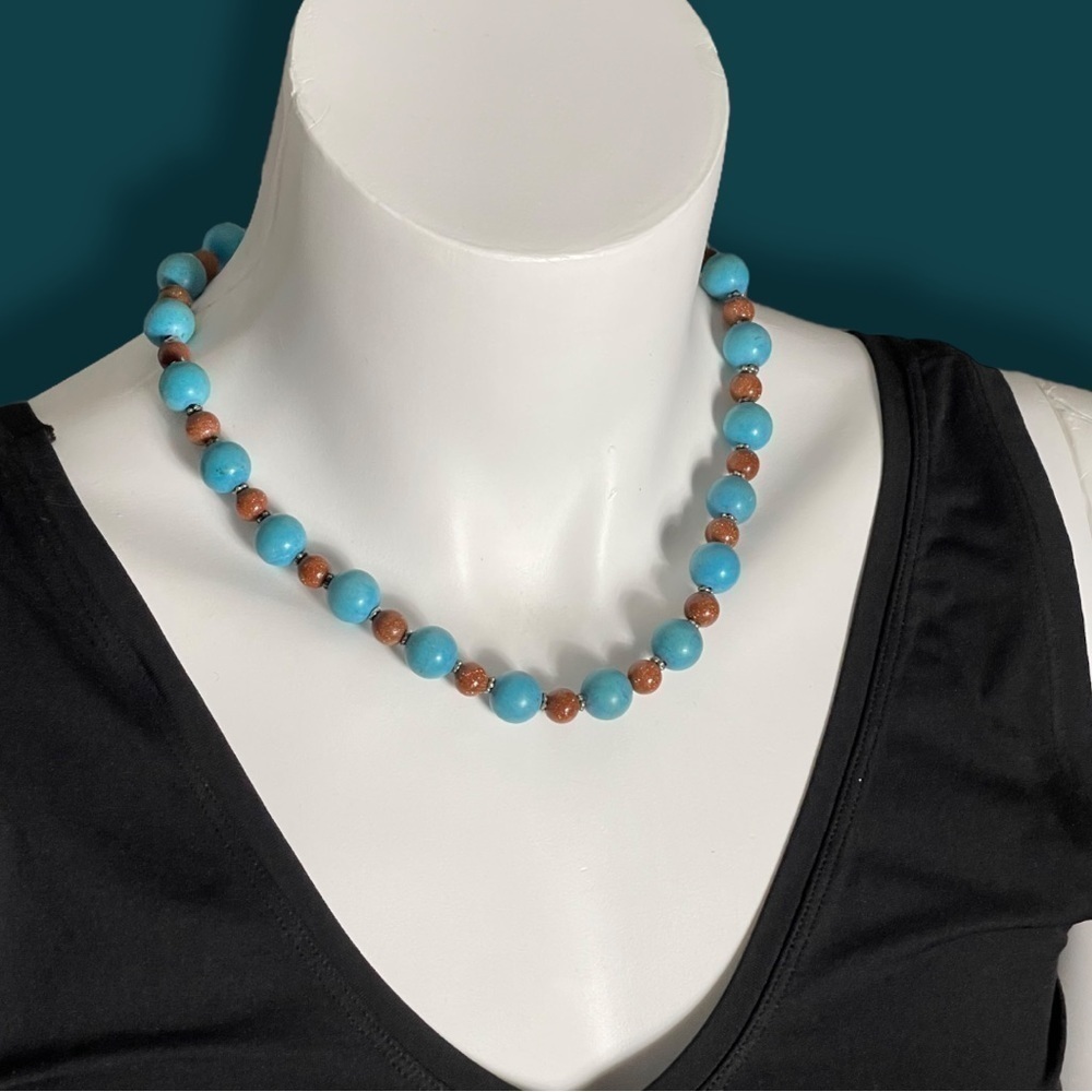💍turquoise and Sparkling Brown Beaded 18” Necklace